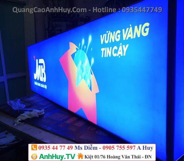 In bạt bảng hiệu xuyên sáng tại Liên Chiểu giá rẻ lấy nhanh